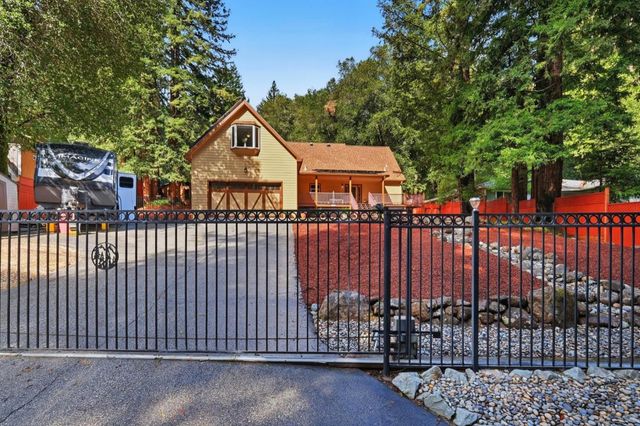 239 W Hilton, Boulder Creek, CA 95006