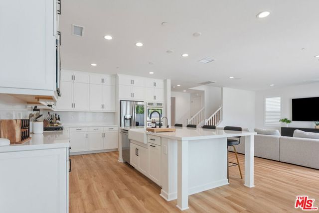 18130 Radiance Lane, Santa Clarita, CA 91350