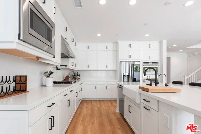 18130 Radiance Lane, Santa Clarita, CA 91350