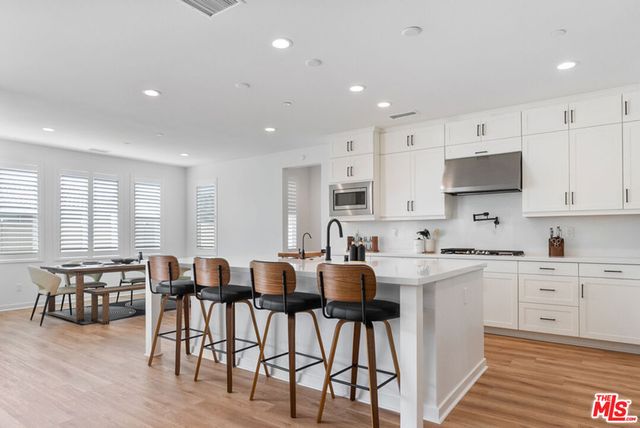 18130 Radiance Lane, Santa Clarita, CA 91350