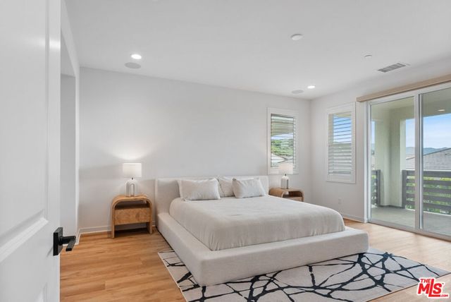 18130 Radiance Lane, Santa Clarita, CA 91350