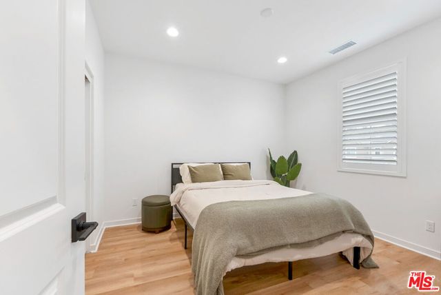 18130 Radiance Lane, Santa Clarita, CA 91350