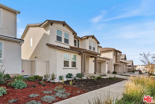 18130 Radiance Lane, Santa Clarita, CA 91350