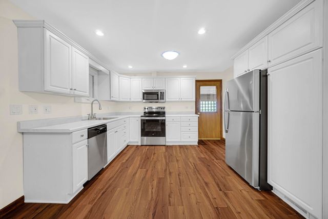 925 S Indiana Avenue, Crown Point, IN 46307