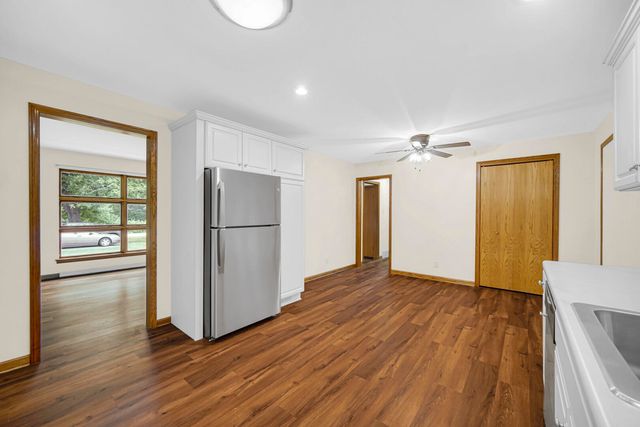 925 S Indiana Avenue, Crown Point, IN 46307