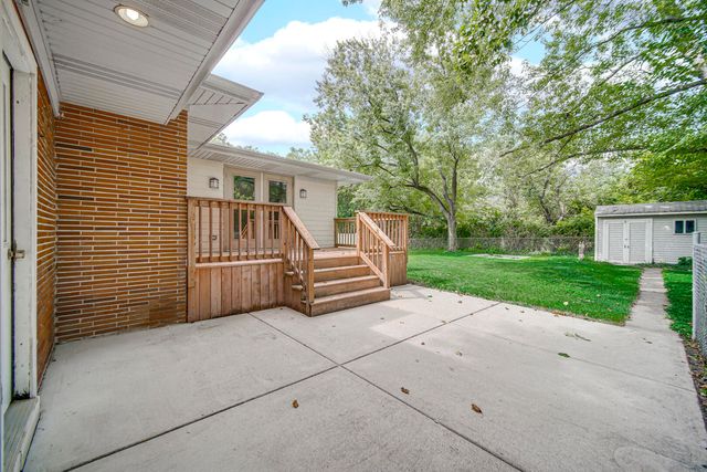 925 S Indiana Avenue, Crown Point, IN 46307