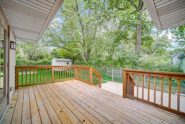 925 S Indiana Avenue, Crown Point, IN 46307