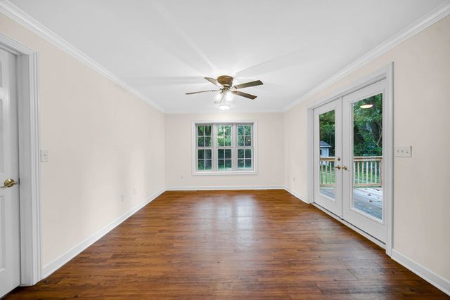 925 S Indiana Avenue, Crown Point, IN 46307
