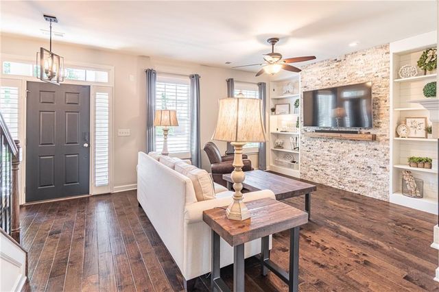 300 Barbados Lane, Suwanee, GA 30024
