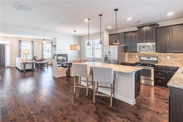 300 Barbados Lane, Suwanee, GA 30024