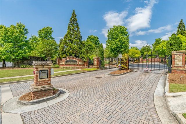 300 Barbados Lane, Suwanee, GA 30024