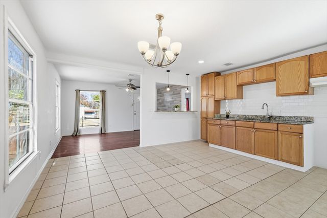 4024 Moler Street, Dallas, TX 75211