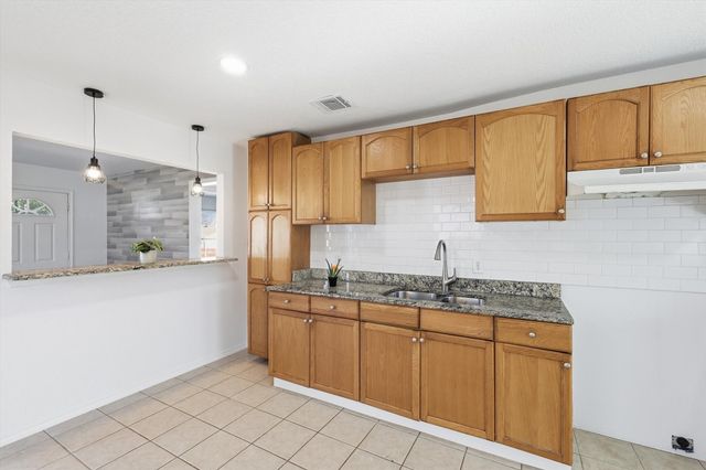 4024 Moler Street, Dallas, TX 75211