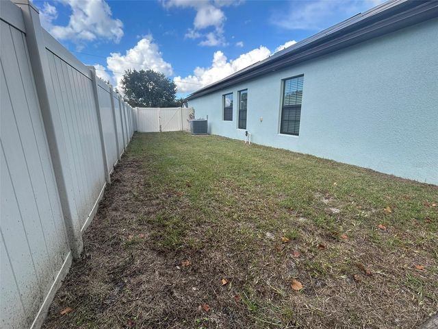 305 CHELMSFORD COURT, Kissimmee, FL 34758