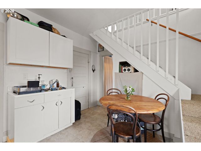 942 Se 16th Ave, Portland, OR 97214