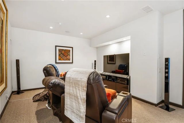 2378 Crestview Drive, Laguna Beach, CA 92651