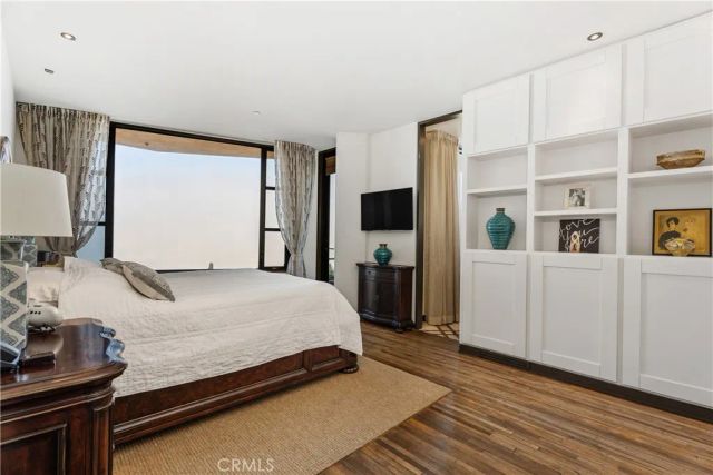 2378 Crestview Drive, Laguna Beach, CA 92651