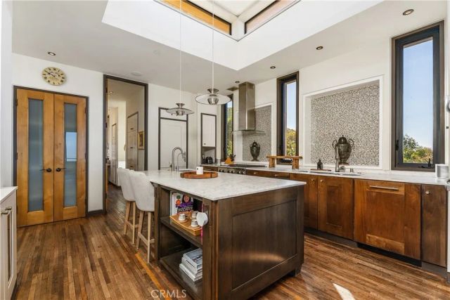 2378 Crestview Drive, Laguna Beach, CA 92651