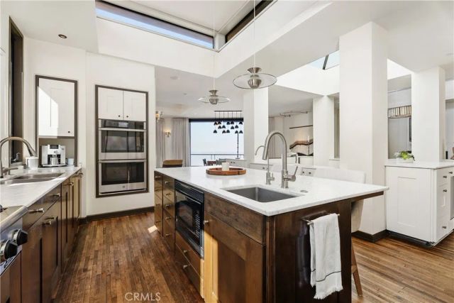 2378 Crestview Drive, Laguna Beach, CA 92651