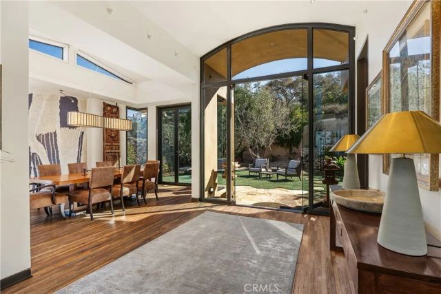 2378 Crestview Drive, Laguna Beach, CA 92651
