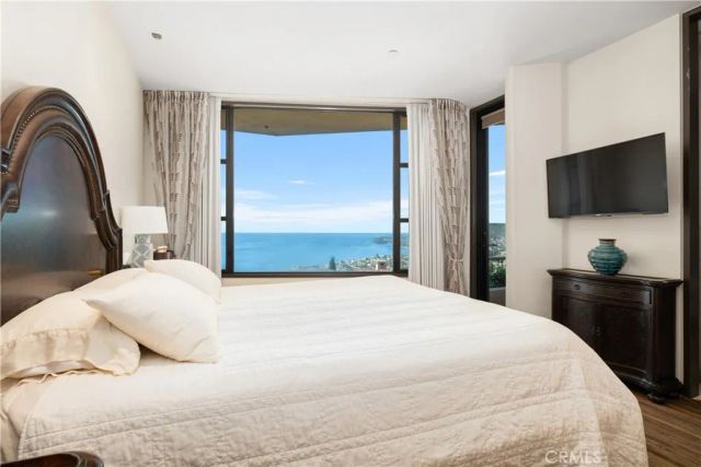 2378 Crestview Drive, Laguna Beach, CA 92651