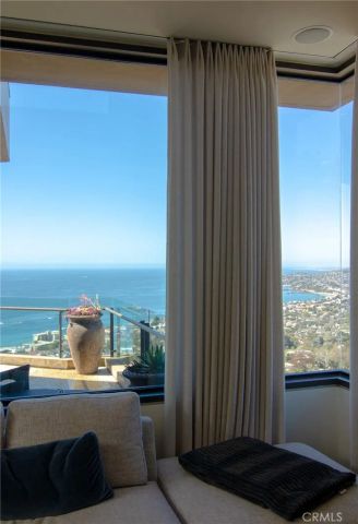 2378 Crestview Drive, Laguna Beach, CA 92651