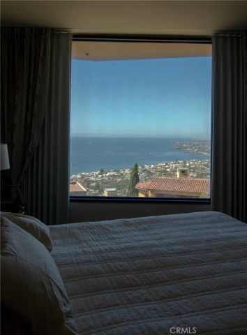 2378 Crestview Drive, Laguna Beach, CA 92651