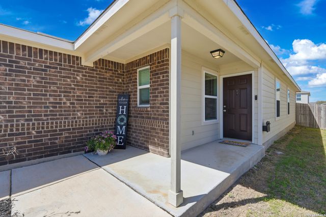 10227 Reyes Heights, San Antonio, TX 78254