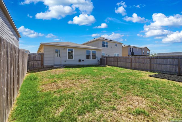 10227 Reyes Heights, San Antonio, TX 78254