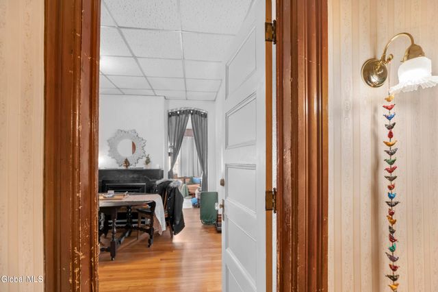 192 Hill Street, Troy, NY 12180