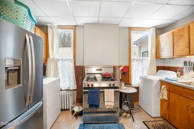 192 Hill Street, Troy, NY 12180