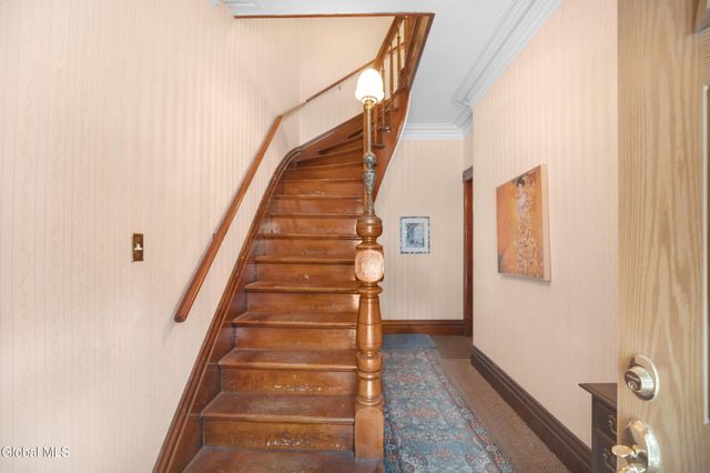 192 Hill Street, Troy, NY 12180