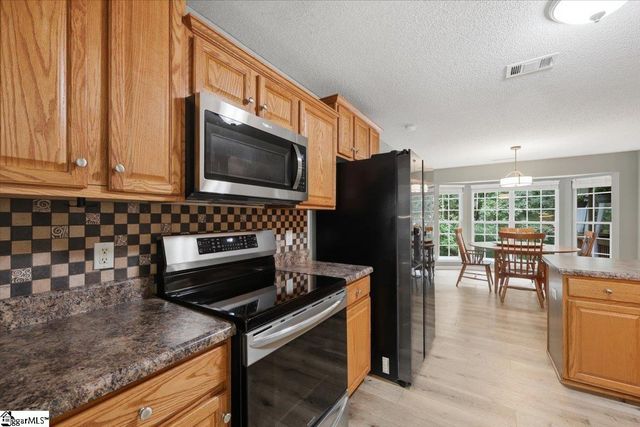 340 Camperdown Court, Easley, SC 29642