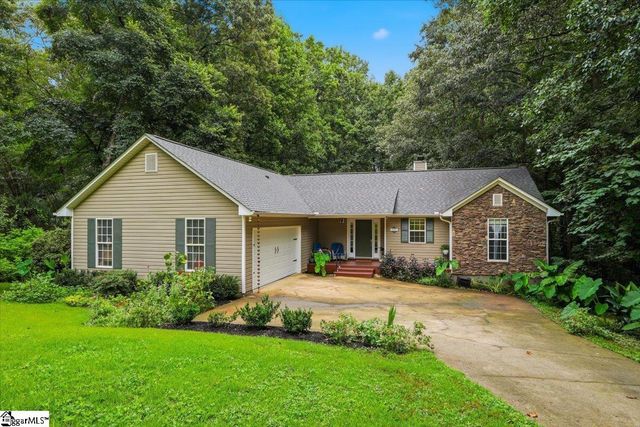340 Camperdown Court, Easley, SC 29642