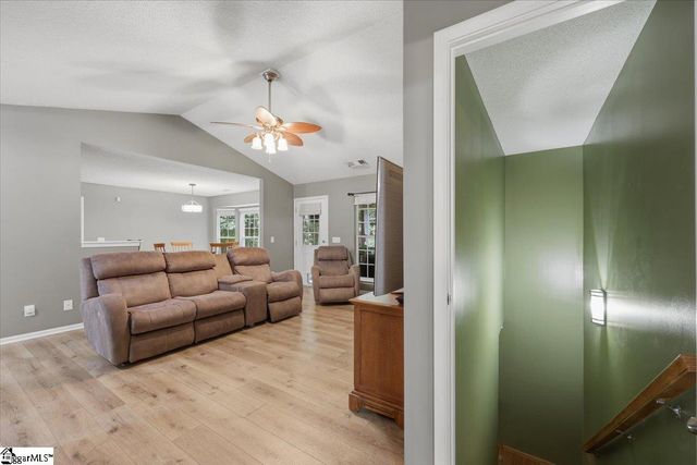 340 Camperdown Court, Easley, SC 29642