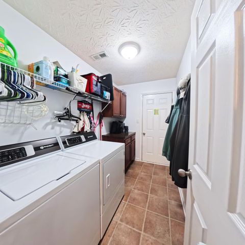 156 Whitman Way, Georgetown, KY 40324