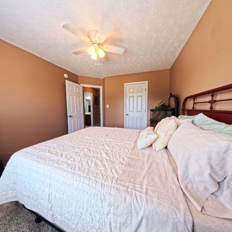 156 Whitman Way, Georgetown, KY 40324