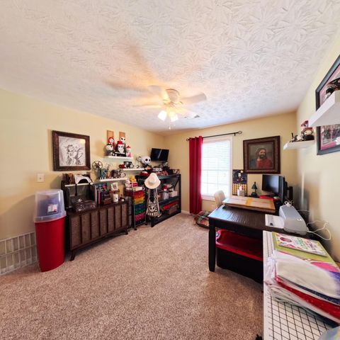 156 Whitman Way, Georgetown, KY 40324