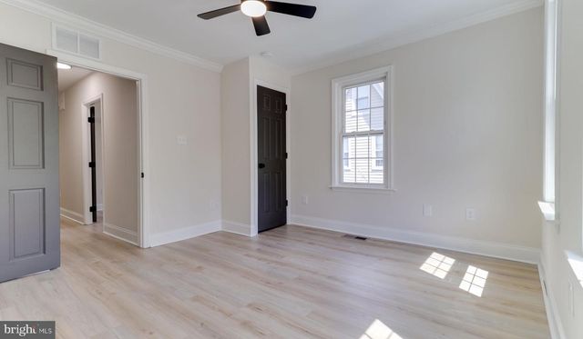 315 LINDEN ST, Moorestown, NJ 08057