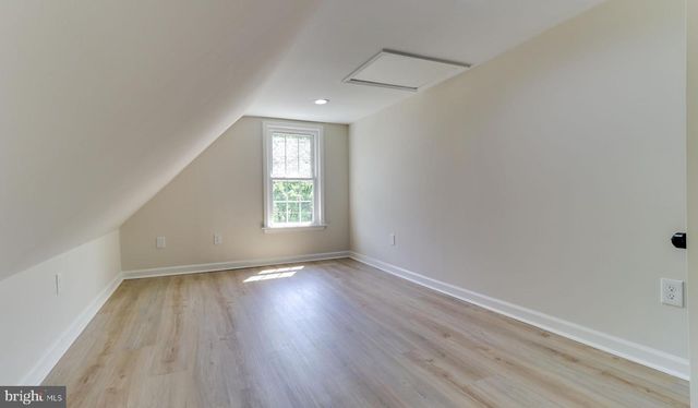 315 LINDEN ST, Moorestown, NJ 08057