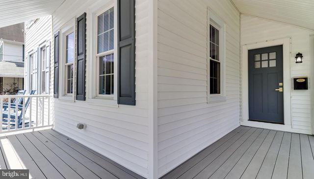 315 LINDEN ST, Moorestown, NJ 08057