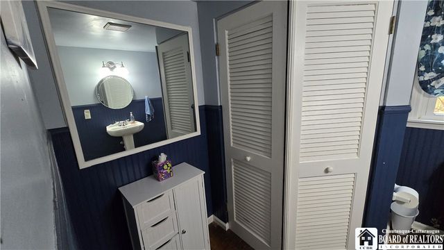 3194 Whitaker Road, Sheridan, NY 14063