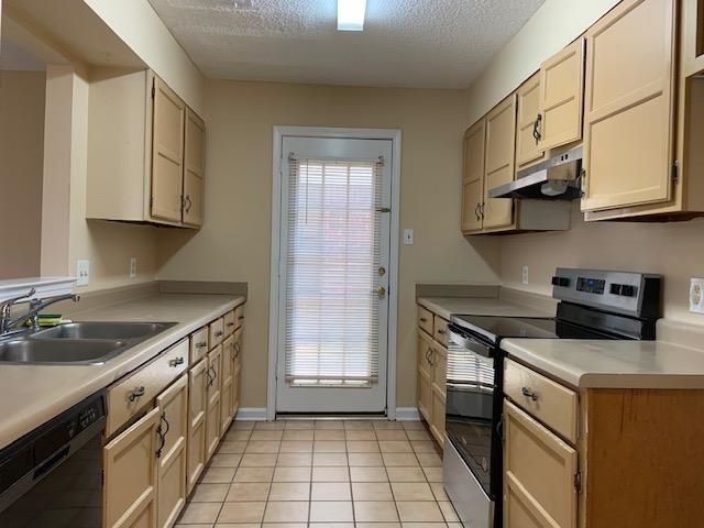 1682 SMOKEHOUSE DR, Memphis, TN 38016