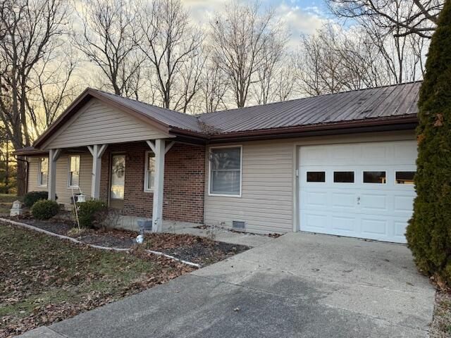 1511 N US-27 Highway, Cynthiana, KY 41031