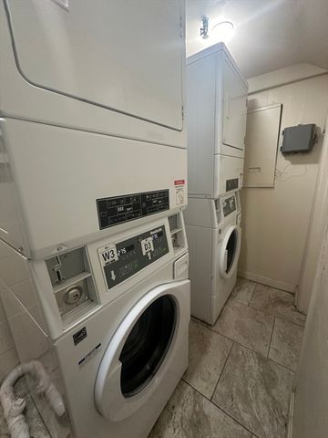 1242 Commonwealth Ave 45, Boston, MA 02134