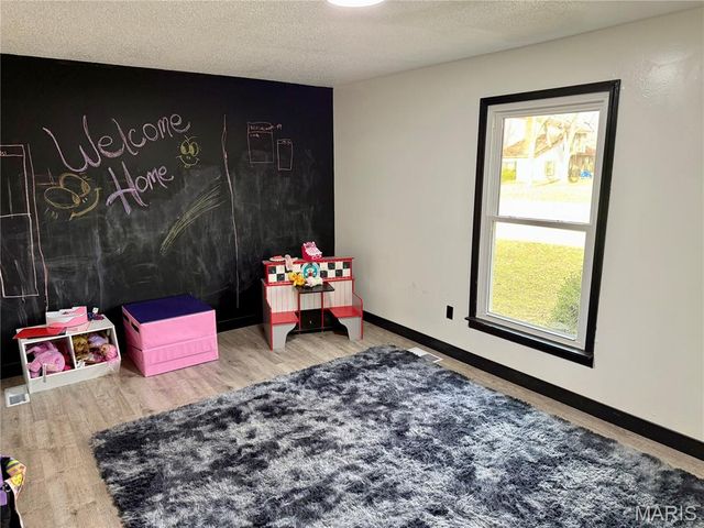 209 Aletha Drive, Sikeston, MO 63801