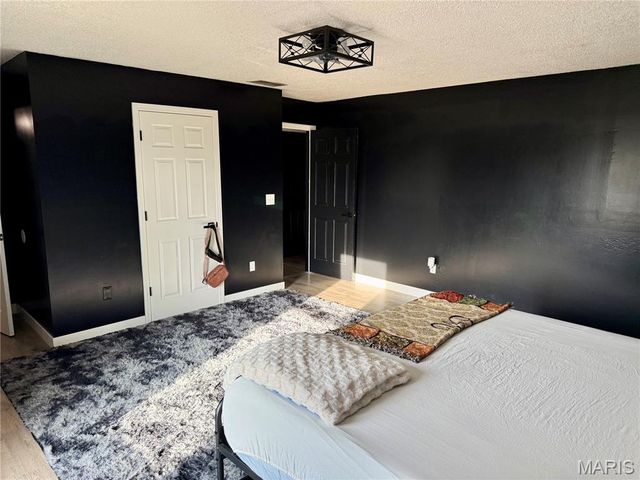 209 Aletha Drive, Sikeston, MO 63801