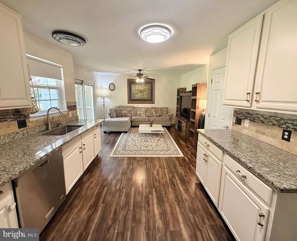 14158 ROCKINGHORSE DR, Woodbridge, VA 22193