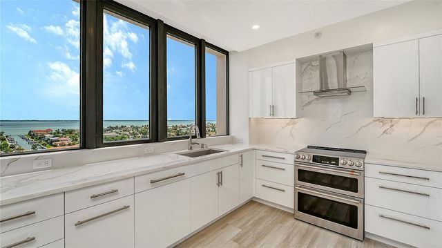 1211 GULF OF MEXICO DRIVE 701, Longboat Key, FL 34228