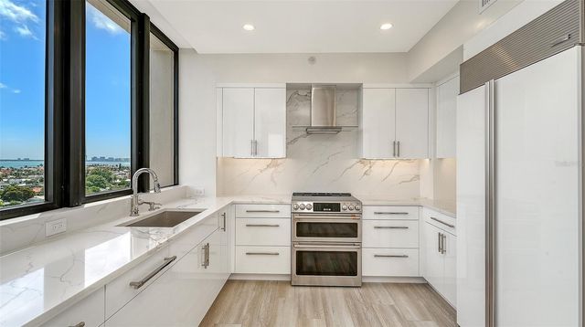 1211 GULF OF MEXICO DRIVE 701, Longboat Key, FL 34228